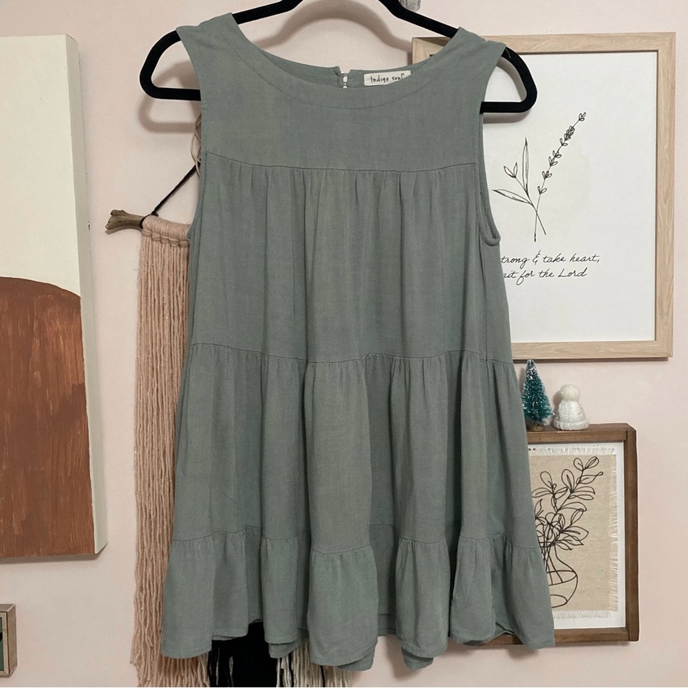 ☽ Blue-Green Top